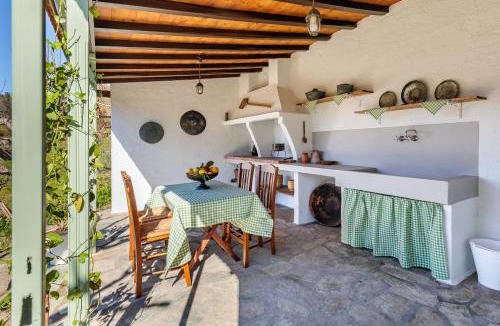 Skopelos Town Villa | Villa Ambeli