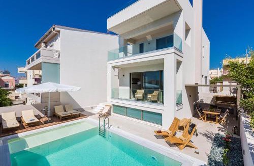 Kalathas Villa | Villa Amelia - Free 8-Seater Minivan - Holiways Collection
