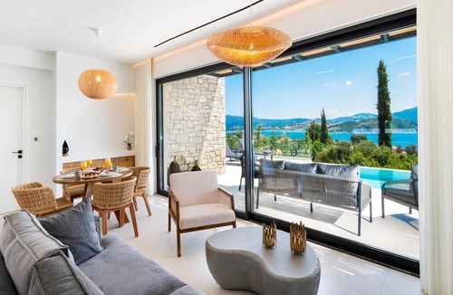 Lygia Villa | Villa Amoena by Villa Plus