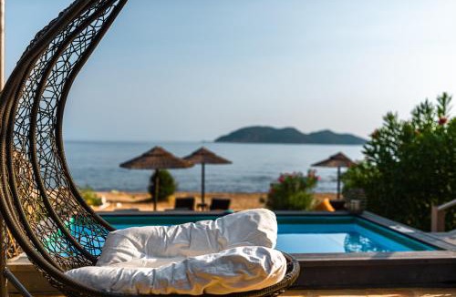 Vasilikos Villa | Villa Andriana & Villa Elena - Beachfront Pool Villas