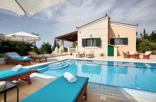 Kastelli Villa | Villa AnnaMaria wtih Swimming Pool