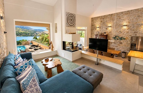 Kassiopi Villa | Villa Apanemia - Three Bedroom Villa, Sleeps 6