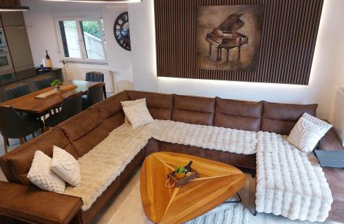 Mitrovicë Villa | Villa Aspen Brezovica Kosovo