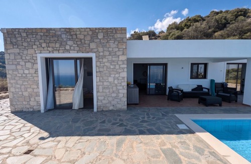 Myrtos Villa | Villa Belo