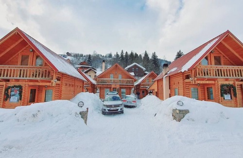 Pejë Villa | Villa Bora