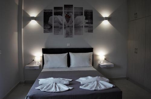 Dafnata Villa | Villa Bratou Aqua Sleeps 4 with Garden