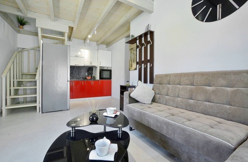 Dafnata Villa | Villa Bratou Terra Sleeps 2 with Garden