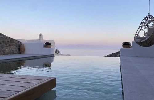 Glastros Villa | Villa Camelia 1 - 1BR - Private Pool & Jacuzzi - Sea View - Psarou (Nammos)
