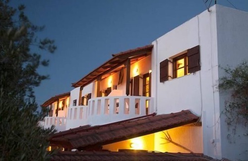 Istron Apartment | Villa Castello for up to five guests