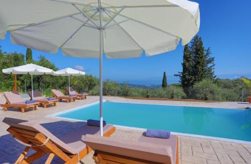 Petaleia Villa | Villa ChrisDina
