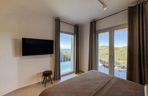 Termenades Villa | Villa Chriselle by Corfu Stay Solutions