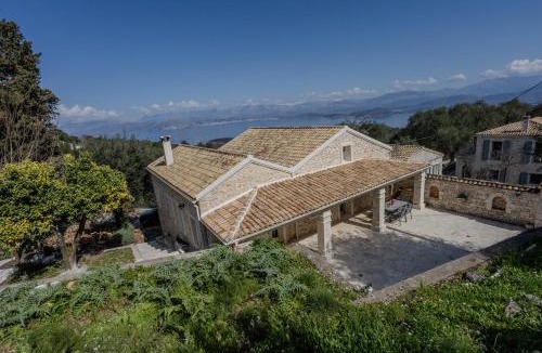 Petaleia Villa | Villa Christina
