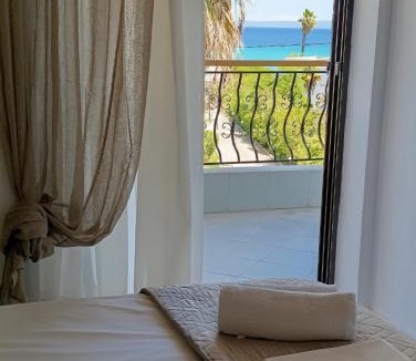 Haniotis Apartment | Villa Christina Sea Side A