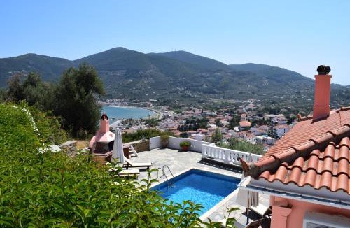Skopelos Town Villa | Villa Chrysalis