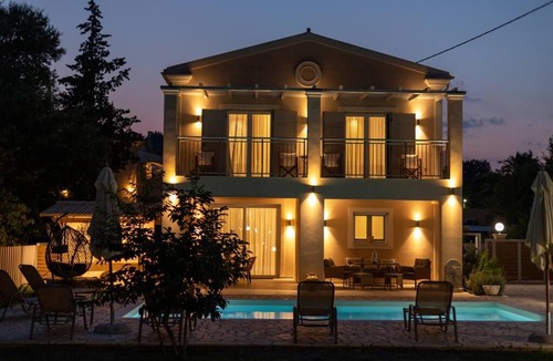 Corfu Town Apartment | Villa Coral