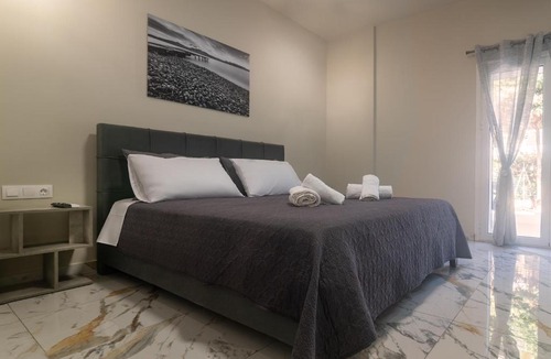 Oropos House | Villa Costa Apartments