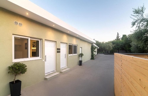 Oropos Apartment | Villa Costa Apartments