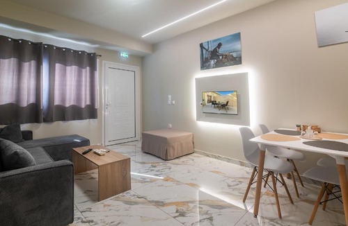 Oropos Apartment | Villa Costa Apartments