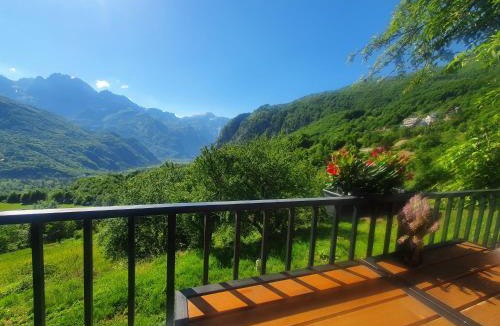 Shale House | Villa Davisol