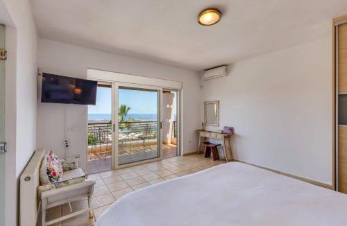 Agios Nikolaos Villa | Villa Desire by Villa Plus