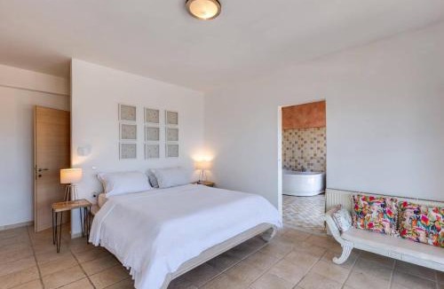 Agios Nikolaos Villa | Villa Desire by Villa Plus