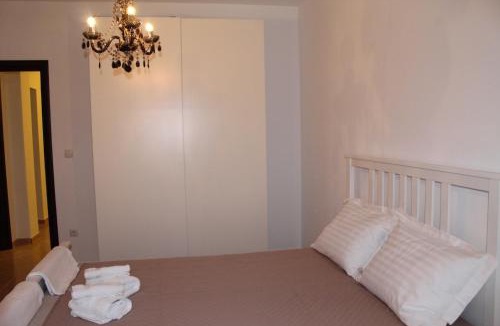 Alexandroupoli Apartment | Villa Dimitri - GardenSide Souterrain