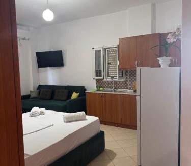Ksamil Apartment | Villa Dion