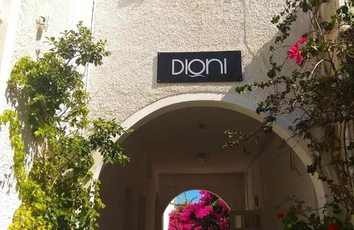 Kamari Hotel | Villa Dioni