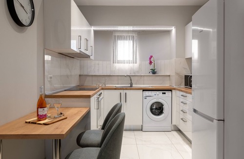 Kremasti Apartment | Villa Divina Seaview Suites