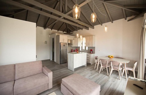 Lefktron Apartment | Villa Dosona Mani
