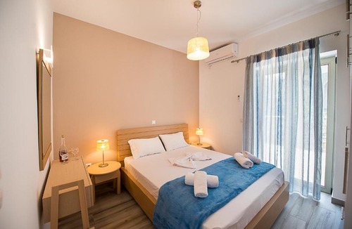 Lefktron Apartment | Villa Dosona Mani