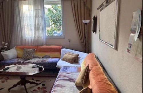 Elbasan Villa | Villa e Verdhe - Peaceful Family Retreat with Balcony