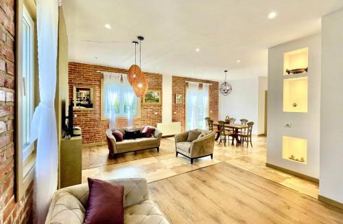 Mullet Villa | Villa Edmond in the Hills