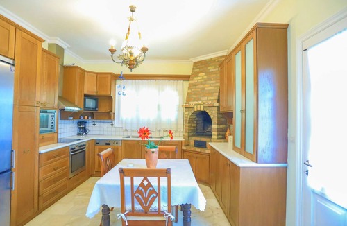 Petaleia Villa | Villa Eftihia in Nymfes