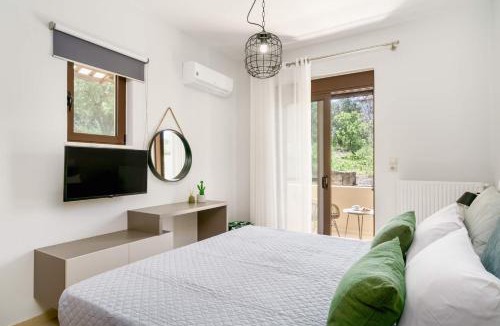 Georgioupolis Villa | Villa Elides Family Friendly Countryside Retreat with Private Pool and Garden