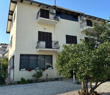 Durres House | Villa Emma Durrës