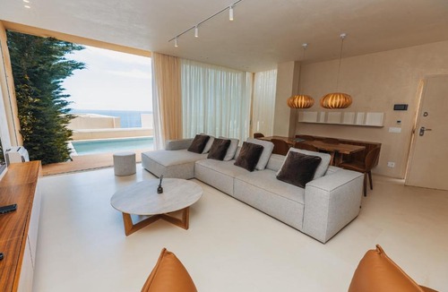 Jala Villa | Villa Eos Green Coast Palase