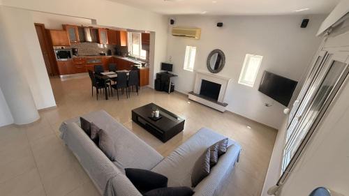 Archangelos House | Villa Epavlis Haraki