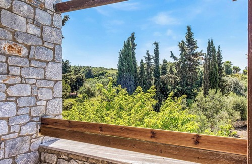 Pylos-Nestoras Villa | Villa Epavlis - Three Bedroom Villa, Sleeps 6
