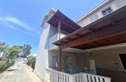 Rade Villa | Villa Escape