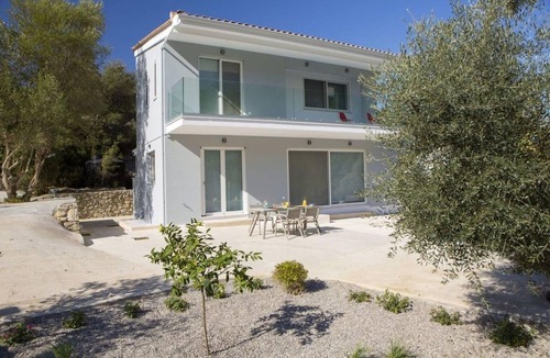 Katouna Villa | Villa Euriclea Villas Harriet, with sea view!