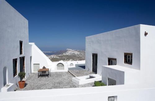 Pyrgos Villa | Villa Fabrica Santorini