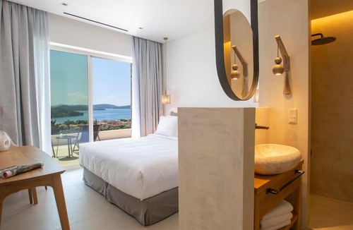 Nidri Villa | Villa Feline with an incredible sea view