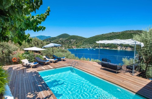 Nidri Villa | Villa Floisvos Desimi by Villa Plus