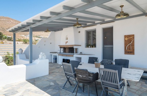 Megas Gialos Villa | Villa Fotis Country House with Sea View, Wi-Fi, and Air Conditioning