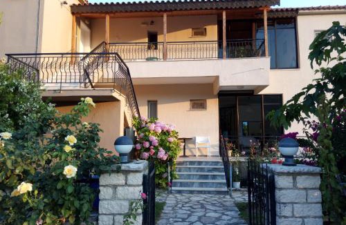 Lygia Apartment | Villa Fotis