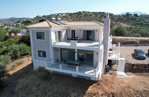 Nea Tirintha House | VILLA GALINI NAFPLIO First Floor Apartment with Panoramic View