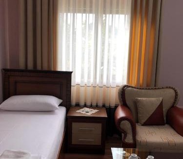 Berat House | Villa Garden