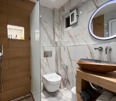 Sarti Apartment | Villa George Giov