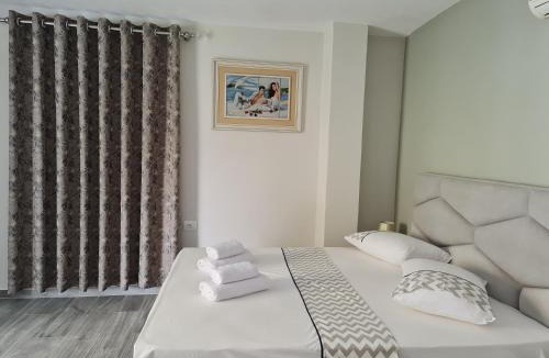 Ksamil Apartment | Villa Gezimi
